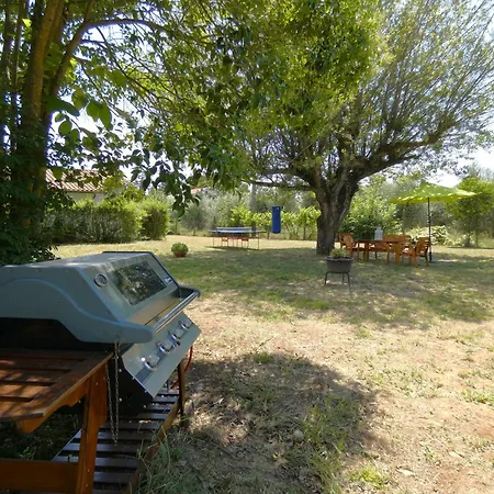 Scappo In Umbria, Felicità 14a Villa