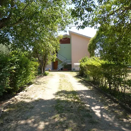 Scappo In Umbria, Felicita 14a Giove